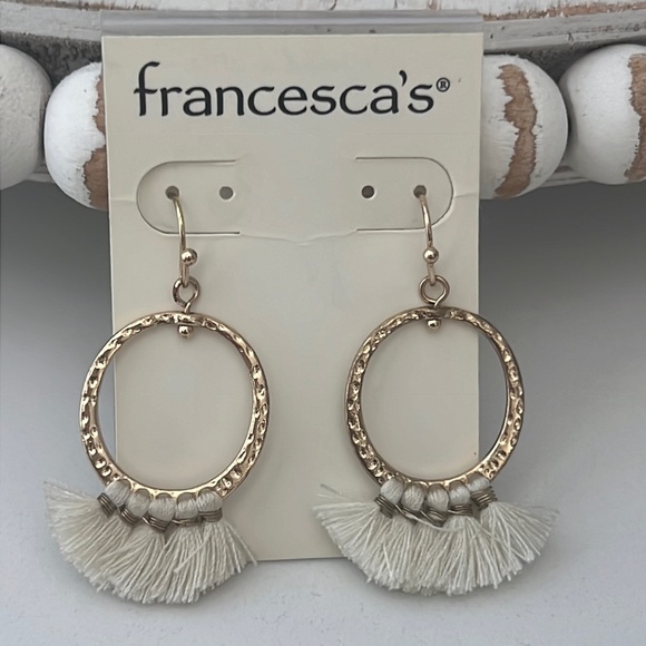Jewelry - CUTE Francesca's Women's Earrings
